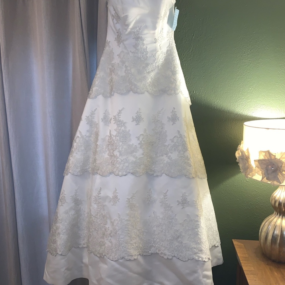 Maggie Sottero wedding gown